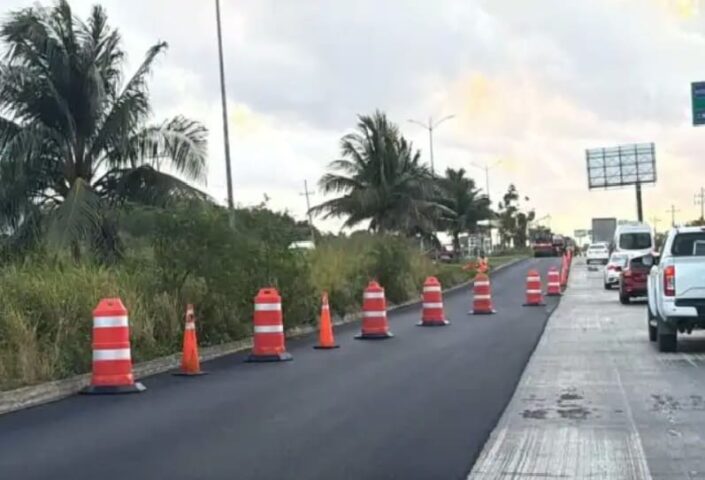 Sinkhole-highway work continues between Playa del Carmen and Cancun