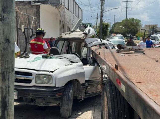 Crash into back of industrial CFE truck leaves one driver serious