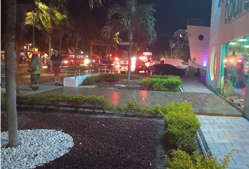 Police responding to report of Cancun hotel collapse arrive to find broken boat pier