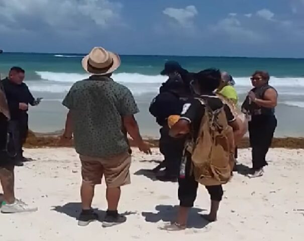Municipal officers suspended for removing boy from beach