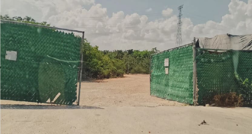 Residents of Puerto Aventuras request permit check on real estate development explosions