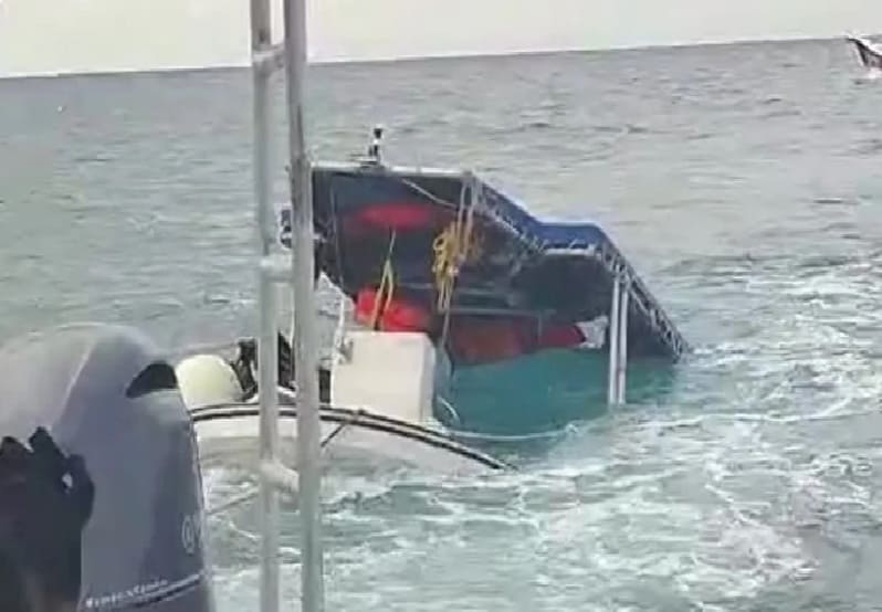 Overcrowding investigated as possible cause of Cozumel boat sinking that killed one