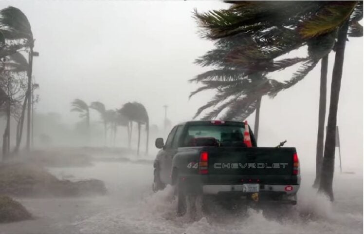 Mexico braces for landfall with development of upcoming major Hurricane Erick