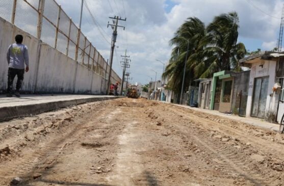 Puerto Aventuras paving projects nearing the half-way mark