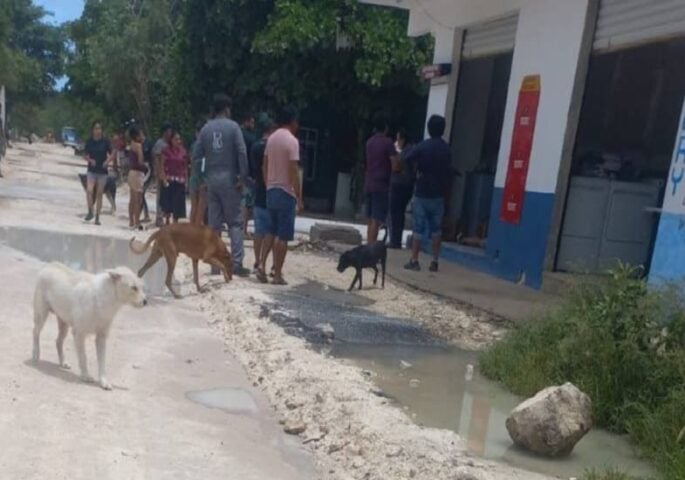 Gunmen kill area resident inside Tulum convenience store