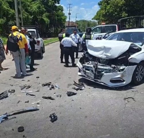 Four vehicle crunch leaves Chetumal city center avenue shut more than an hour