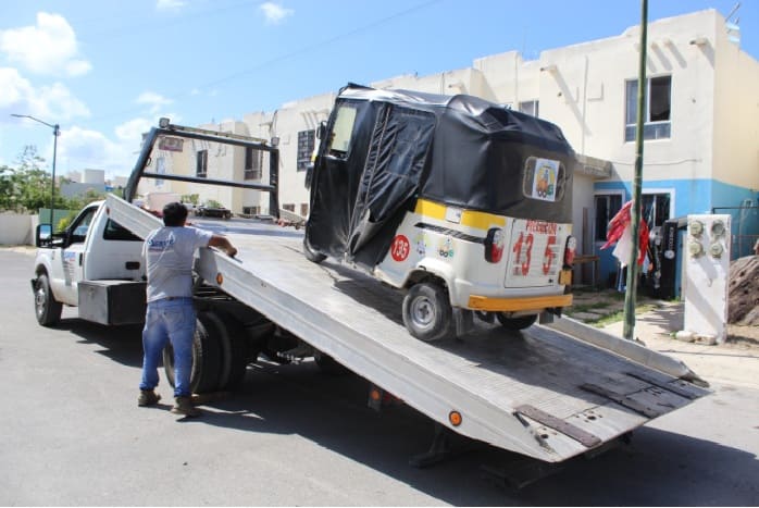 Legal proceedings started after dog is videoed dragged behind PDC mototaxi