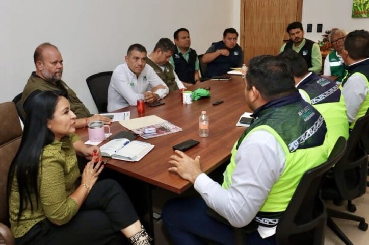 Puerto Morelos holds meeting with CFE to improve electrical services