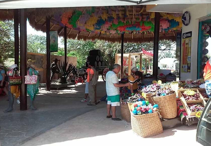 Tulum archaeological zone merchants call 2025 summer vacation period worse than pandemic