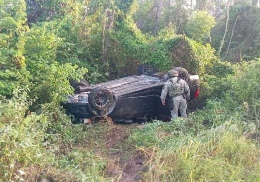 Search continues for driver of rolled vehicle outside Mahahual
