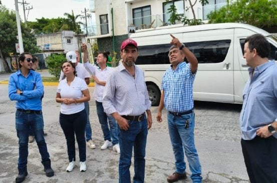 Playa del Carmen inspectors demanding companies tidy up overhead wiring