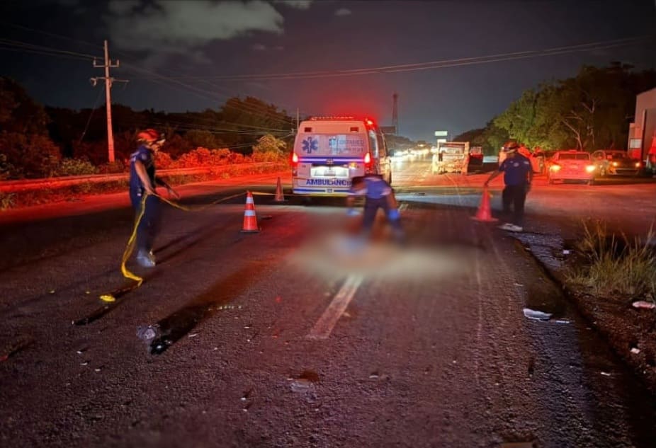 Driver flees fatal motorcycle scene outside town of Tulum