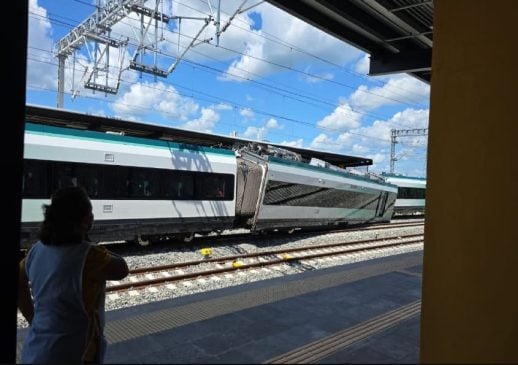 A "track mishap" blamed for partial Tren Maya car derailment
