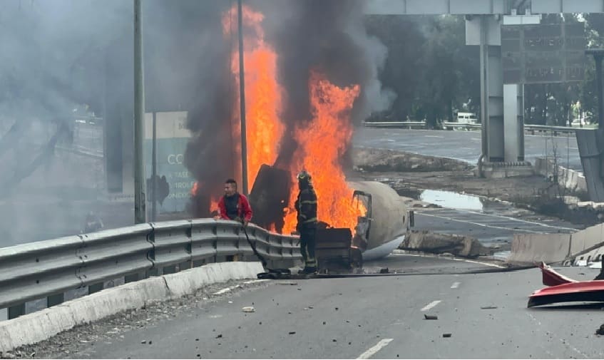 Mexico City government reports 70 injured, 3 dead in massive LP tanker explosion