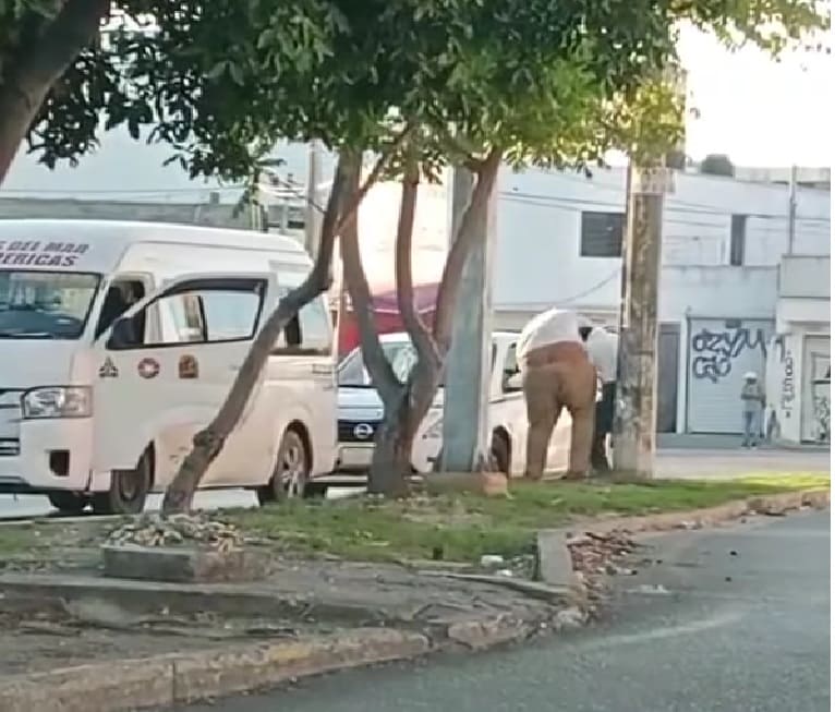 Aggressive Cancun combi driver banned from providing public services