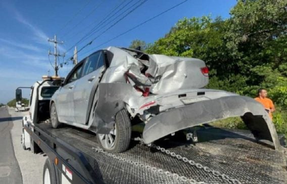 Two vehicle crunch hampers afternoon traffic heading north