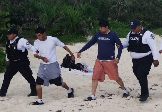 Puebla pair lead away in handcuffs for extorting central PDC business
