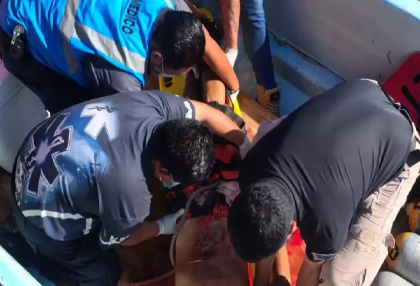 Swimmer rushed to PDC hospital following propeller strike off Puerto Morelos reef
