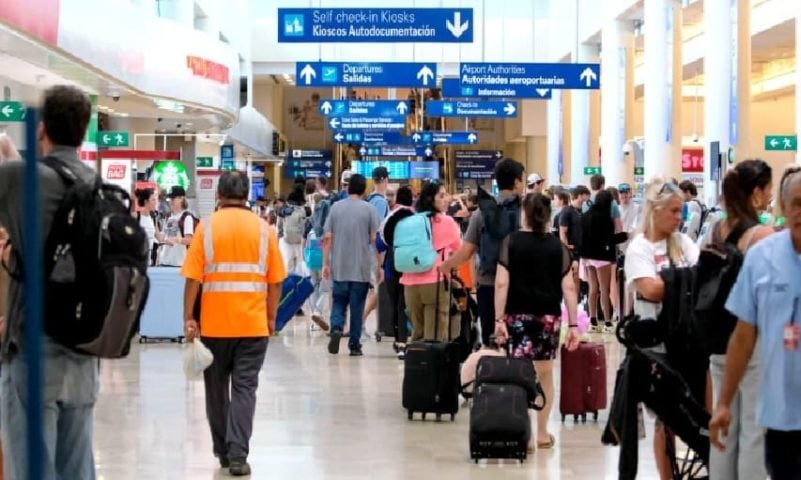 State tourism officials call summer holiday season positive while local operators call it a crisis