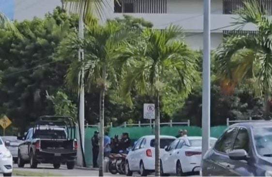 Inspectors close San Miguel fourth pier real estate project after arrest of Cozumel activist