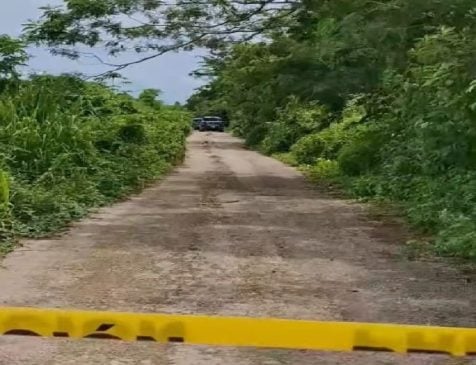 Decaying body with criminal threat message found off Bacalar road