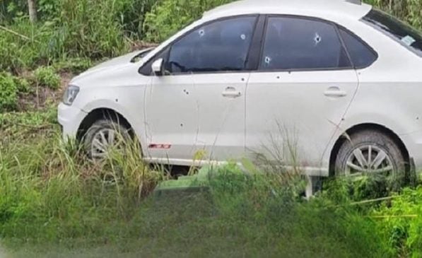 Car hit over a dozen times in targeted Riviera Maya highway attack