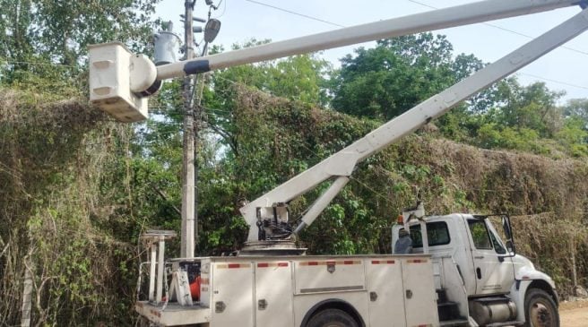 Tulum begins poor pole verification for replacement by electrical and internet companies