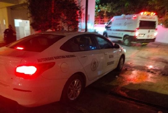 Two joyriding jet skiiers critical after coliding with ship in the Cancun Hotel Zone