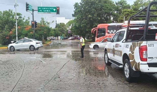 Cold front to keep Yucatan Peninsula wet for one more day