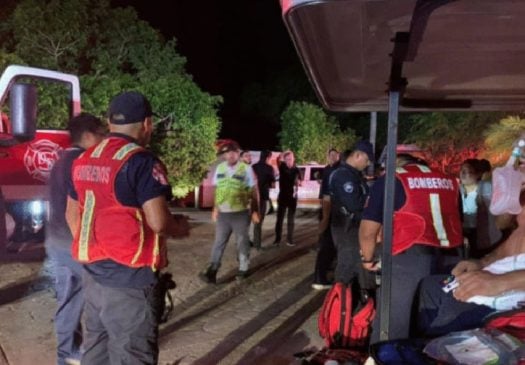 PDC firemen attend to Riviera Mayas warehouse hotel fire