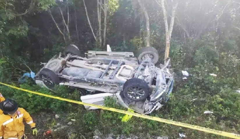 Single vehicle rollover claims two outside Playa del Carmen
