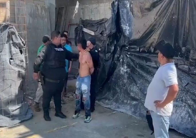 Neighbors chase mugger through PDC streets after broad daylight robbery