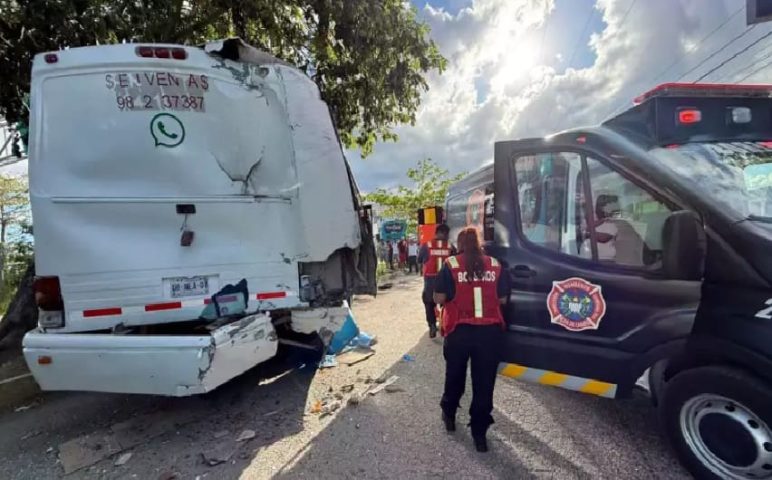 Puerto Aventuras bus driver checking mechanical issue killed in rear end