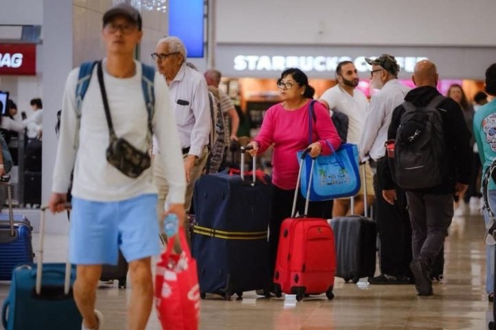 Latest U.S. winter storm affects dozens of flights bound for Cancun International