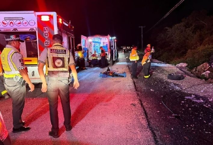 Jaws of life used to remove woman found dead in Riviera Maya highway rollover