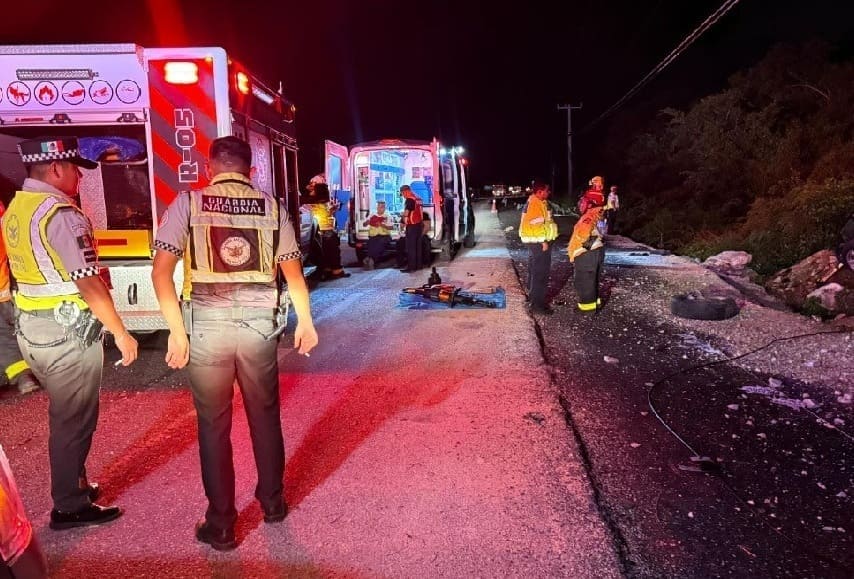 Jaws of life used to remove woman found dead in Riviera Maya highway rollover