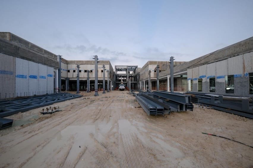 Governor oversees progress on new 1.5 billion peso general hospital