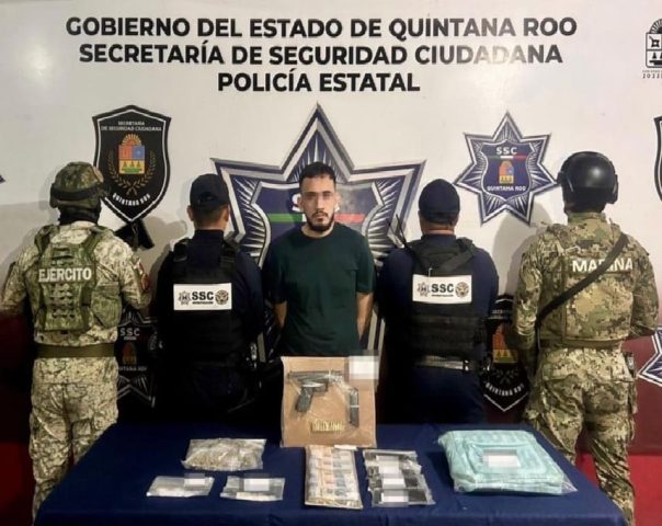 Jalisco New Generation Cartel plaza boss captured in Cancun with loaded gun and 300,000 in cash