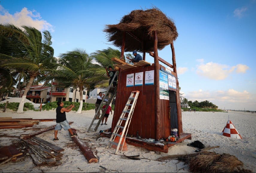 Puerto Morelos starts million peso New Year beach infrastructure project